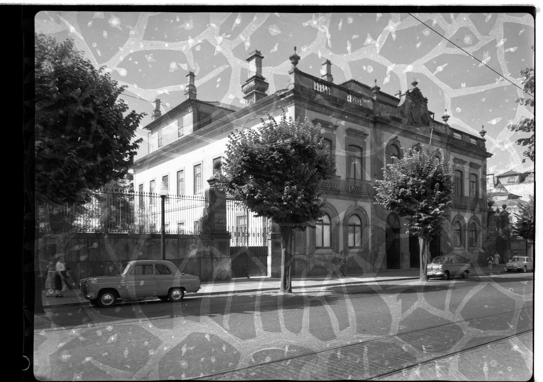 Casas do Porto : século XIV ao XIX : avenida de Rodrigues de Freitas, 267 : Escola Superior de Belas Artes : século XIX