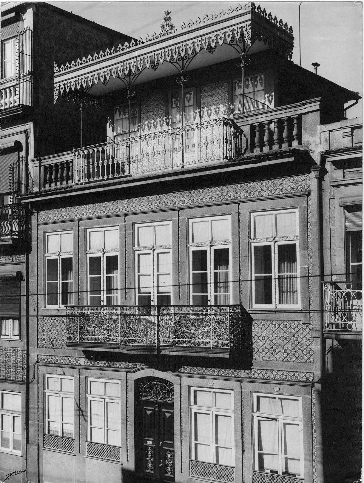 Casas do Porto : século XIV ao XIX : rua do Bonfim, 309 : século XIX