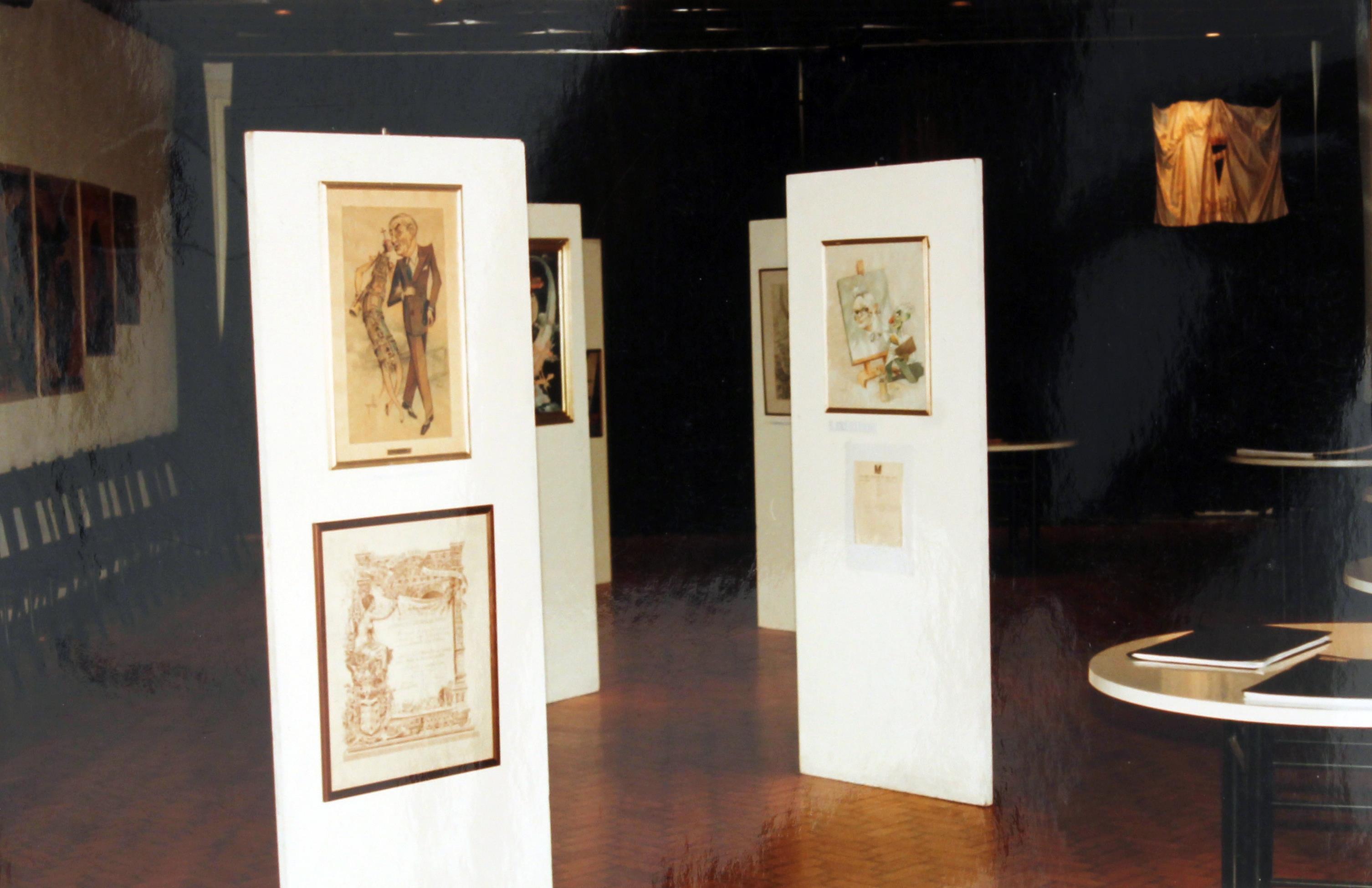 2º Exposição "Documental" póstuma :«Uma obra : Cruz Caldas» : vários aspetos gerais e pormenorizados da exposição