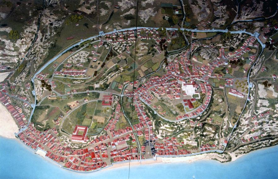 Maqueta do Porto medieval : Sé, São Nicolau e Miragaia