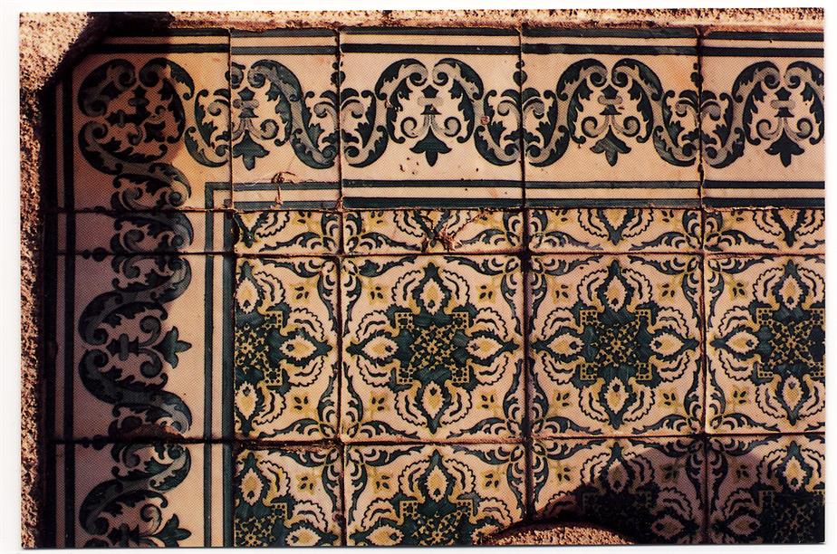 Azulejos de fachada da Freguesia do Bonfim : Rua de Joaquim António de Aguiar