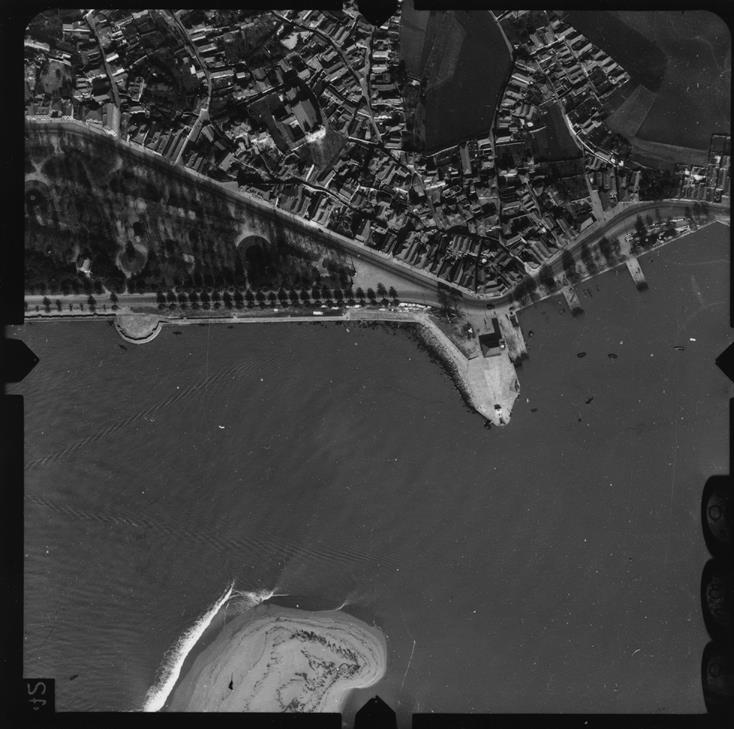 [Fotografia aérea da cidade do Porto : 1939-1940 : fiada 6, n.º 030]