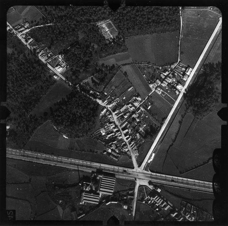 [Fotografia aérea da cidade do Porto : 1939-1940 : fiada 7, n.º 065]