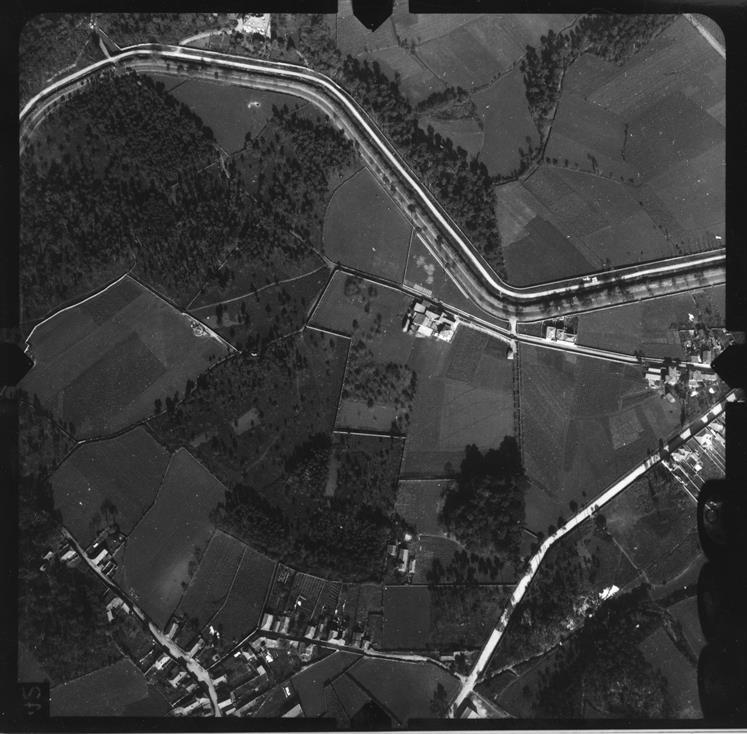 [Fotografia aérea da cidade do Porto : 1939-1940 : fiada 7, n.º 071]