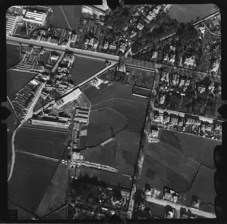 [Fotografia aérea da cidade do Porto : 1939-1940 : fiada 12, n.º 185]