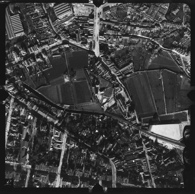 [Fotografia aérea da cidade do Porto : 1939-1940 : fiada 17, n.º 321]