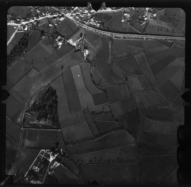 [Fotografia aérea da cidade do Porto : 1939-1940 : fiada 17, n.º 337]