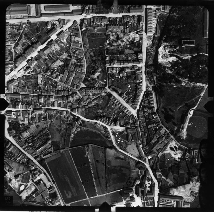 [Fotografia aérea da cidade do Porto : 1939-1940 : fiada 17A, n.º 377]