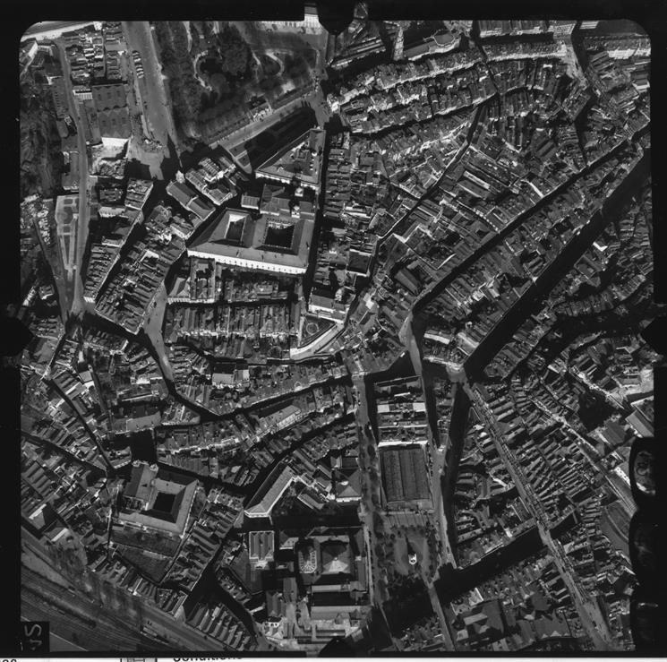 [Fotografia aérea da cidade do Porto : 1939-1940 : fiada 18, n.º 347]