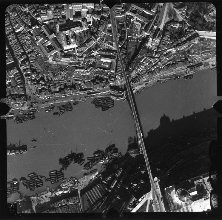 [Fotografia aérea da cidade do Porto : 1939-1940 : fiada 19, n.º 405]
