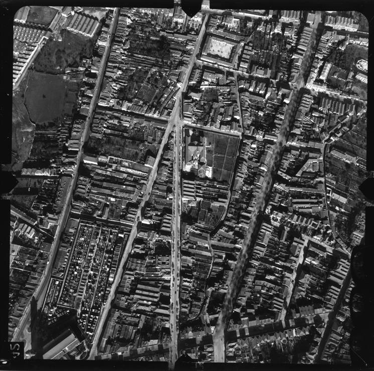 [Fotografia aérea da cidade do Porto : 1939-1940 : fiada 19, n.º 415]
