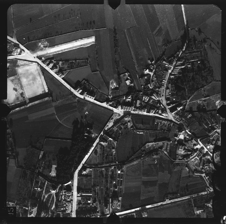 [Fotografia aérea da cidade do Porto : 1939-1940 : fiada 19, n.º 423]