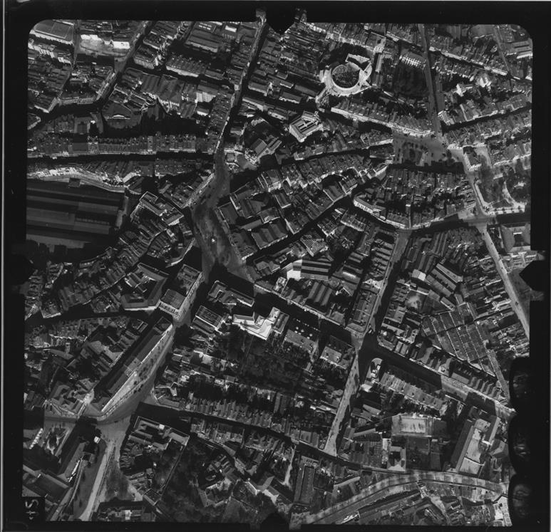 [Fotografia aérea da cidade do Porto : 1939-1940 : fiada 20, n.º 439]