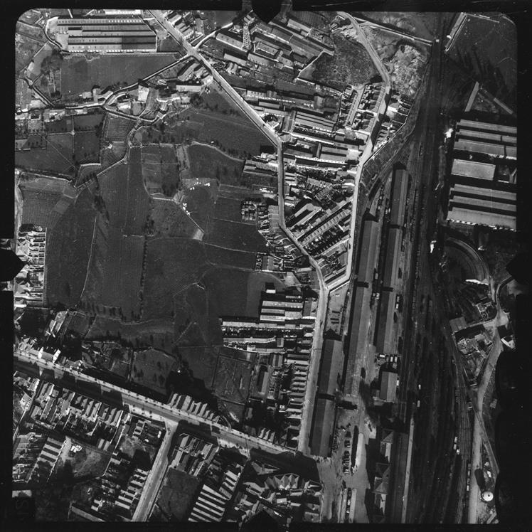 [Fotografia aérea da cidade do Porto : 1939-1940 : fiada 24A, n.º 568]