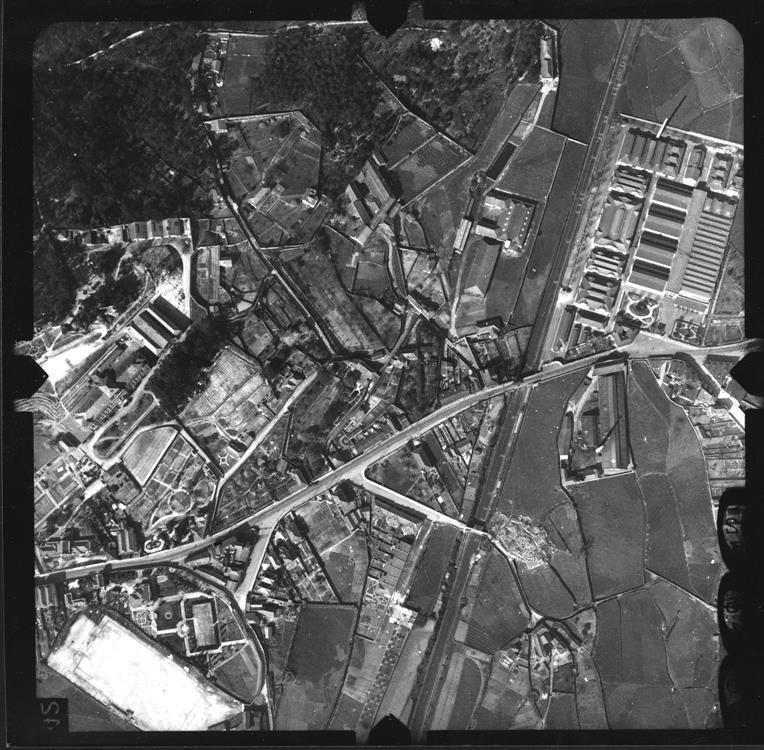 [Fotografia aérea da cidade do Porto : 1939-1940 : fiada 25, n.º 260]