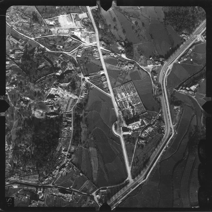 [Fotografia aérea da cidade do Porto : 1939-1940 : fiada 27, n.º 660]