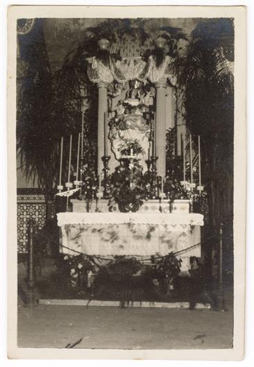Altar de Nossa Senhora de Assunção na [Igreja de] São Nicolau