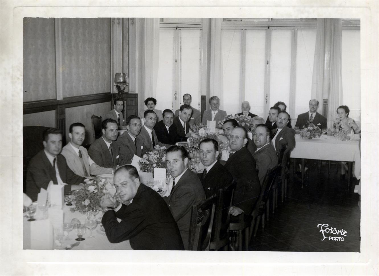 [Restaurante Comercial : banquete do] curso de Engenharia Civil da Faculdade da Universidade do Porto : 1943-1953