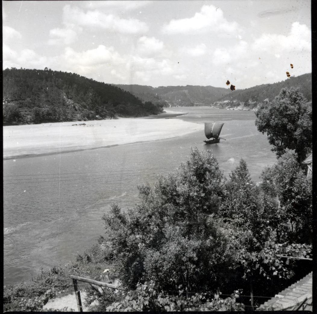 Margens do Rio Douro : barcos rabelo
