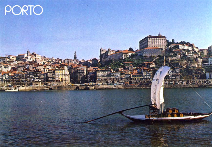 Porto : barco rabelo no Rio Douro