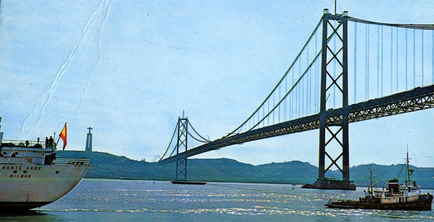 Pontes do Porto e Lisboa : ponte 25 de Abril sobre o Tejo