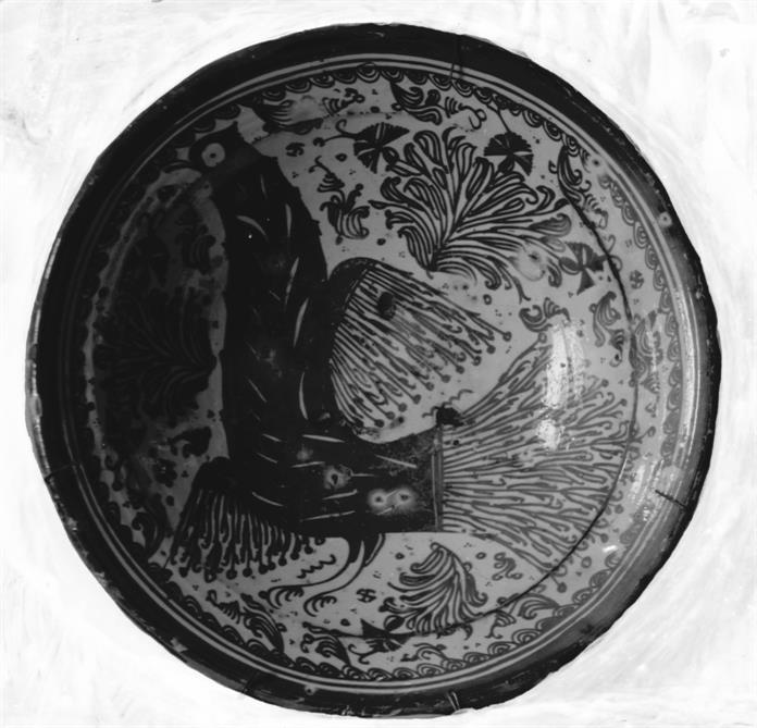 Casa-Museu de Guerra Junqueiro : guia do visitante : prato de cerâmica hispano-mourisca