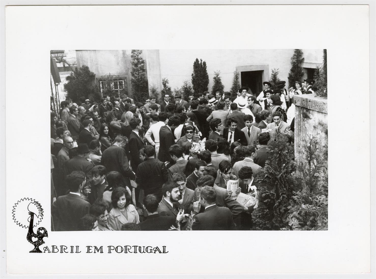 Abril em Portugal : Dia do Turista : porto de honra