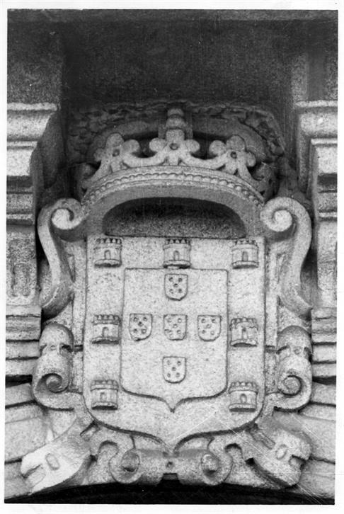 As pedras de armas do Porto : casa da Alfândega Velha, século XVII