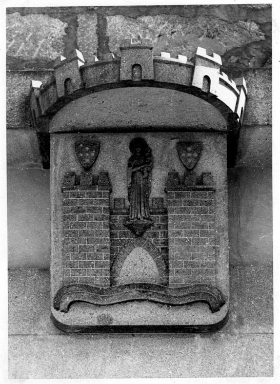 As pedras de armas do Porto : depósito de água de Jovim, século XX