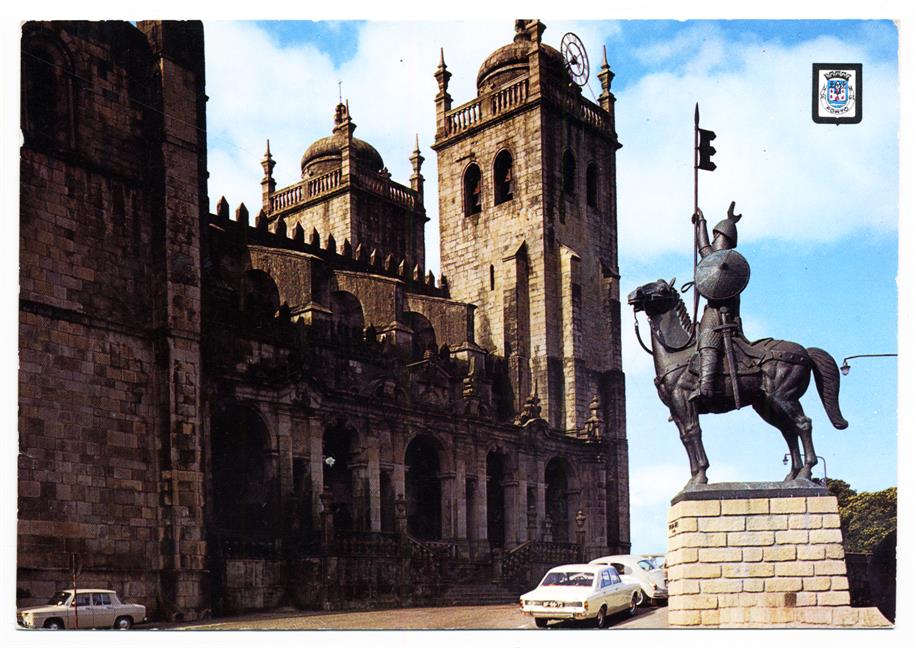 Porto : Portugal : Estátua de Vímara Peres : Sé Catedral