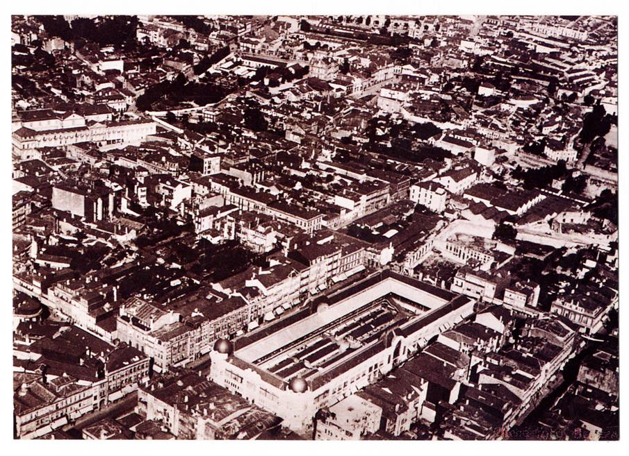 Vista aérea do Mercado do Bolhão, [ant. 1948]