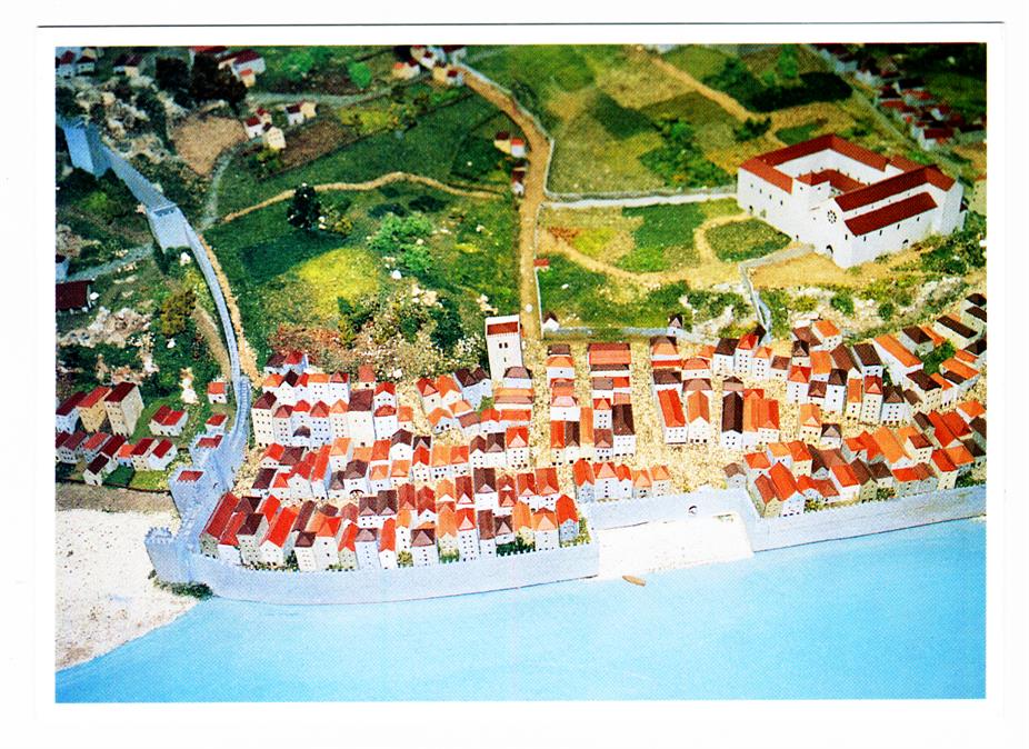 Olhares sobre o Porto Medieval : maqueta : o quarteirão dos Banhos