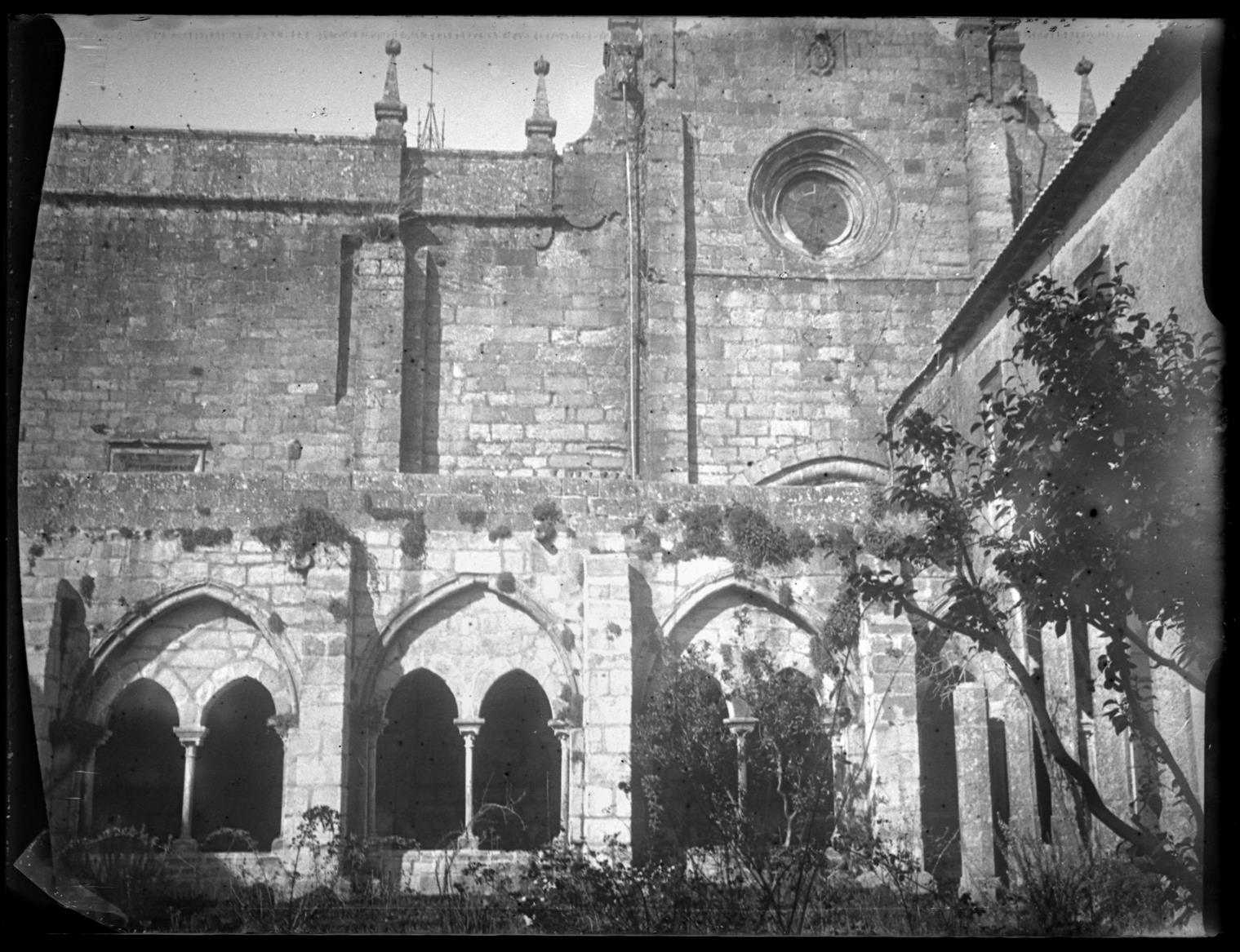 Burgos : claustros da catedral
