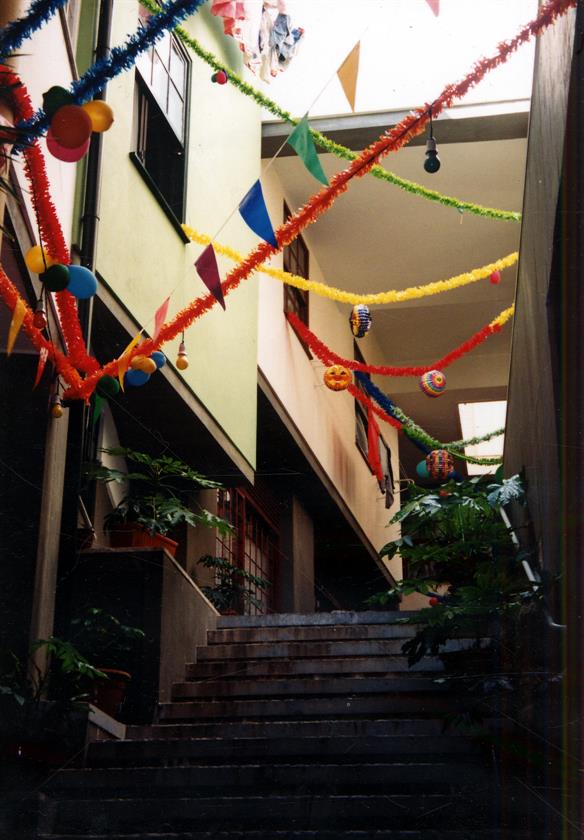 Decorações de São João : casa comum na Rua de Santana
