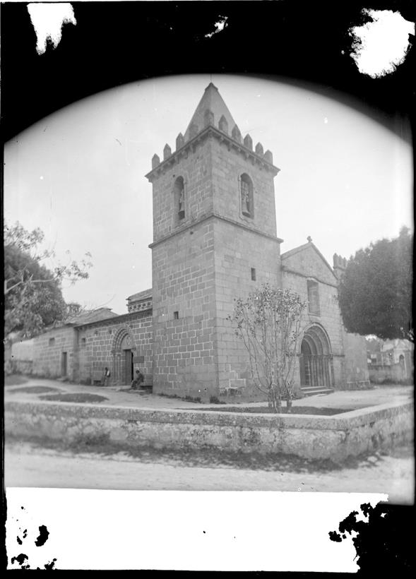 Vista geral da igreja de Aguas Santas