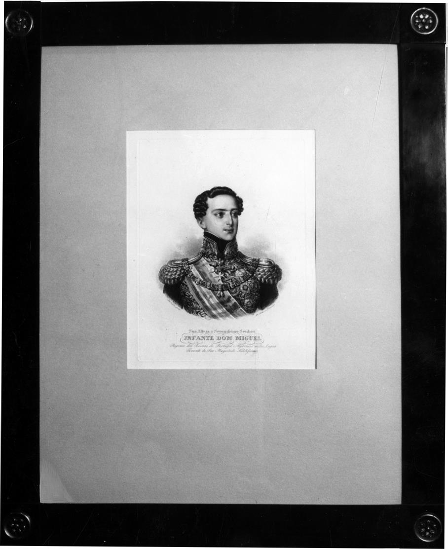 No rescaldo da exposição documental sobre el-rei D. Miguel I : retratos de D. Miguel I fardado