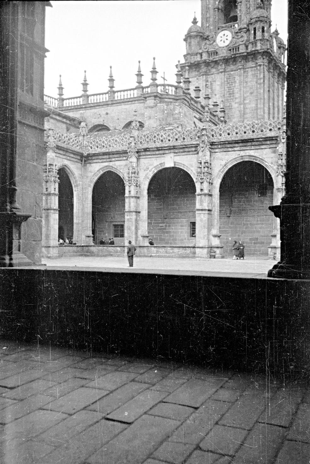 [Santiago de Compostela : Espanha : claustro da catedral]