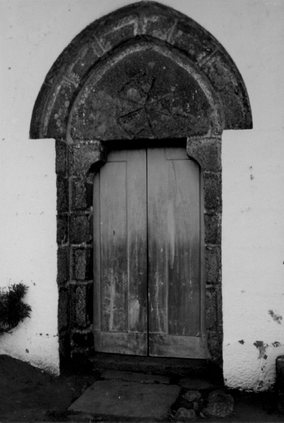 Santão : concelho de Felgueiras : porta principal da igreja matriz