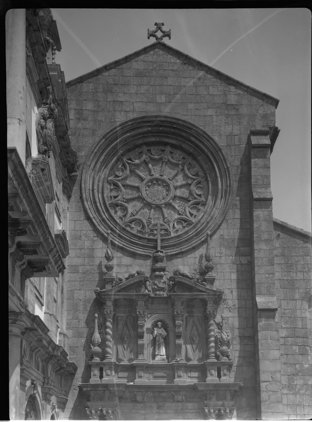 Igreja de São Francisco : fachada principal