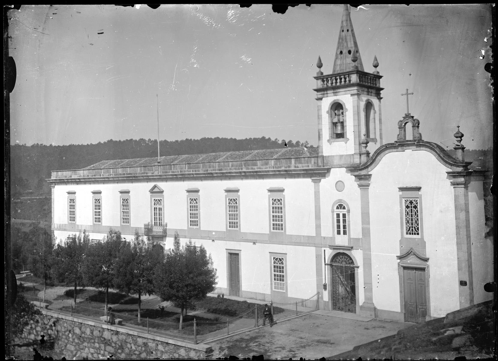 Vila Nova de Famalicão : Capela da Lapa e antigo Hospital da Misericórdia