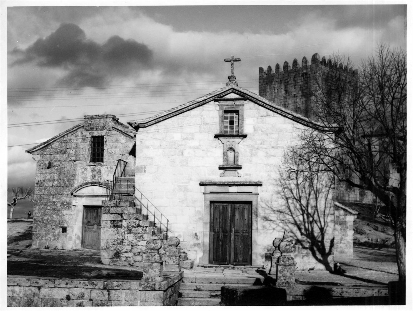 Pedro Álvares Cabral : V centenário do seu nascimento (1468-1968) : igreja matriz de Belmonte