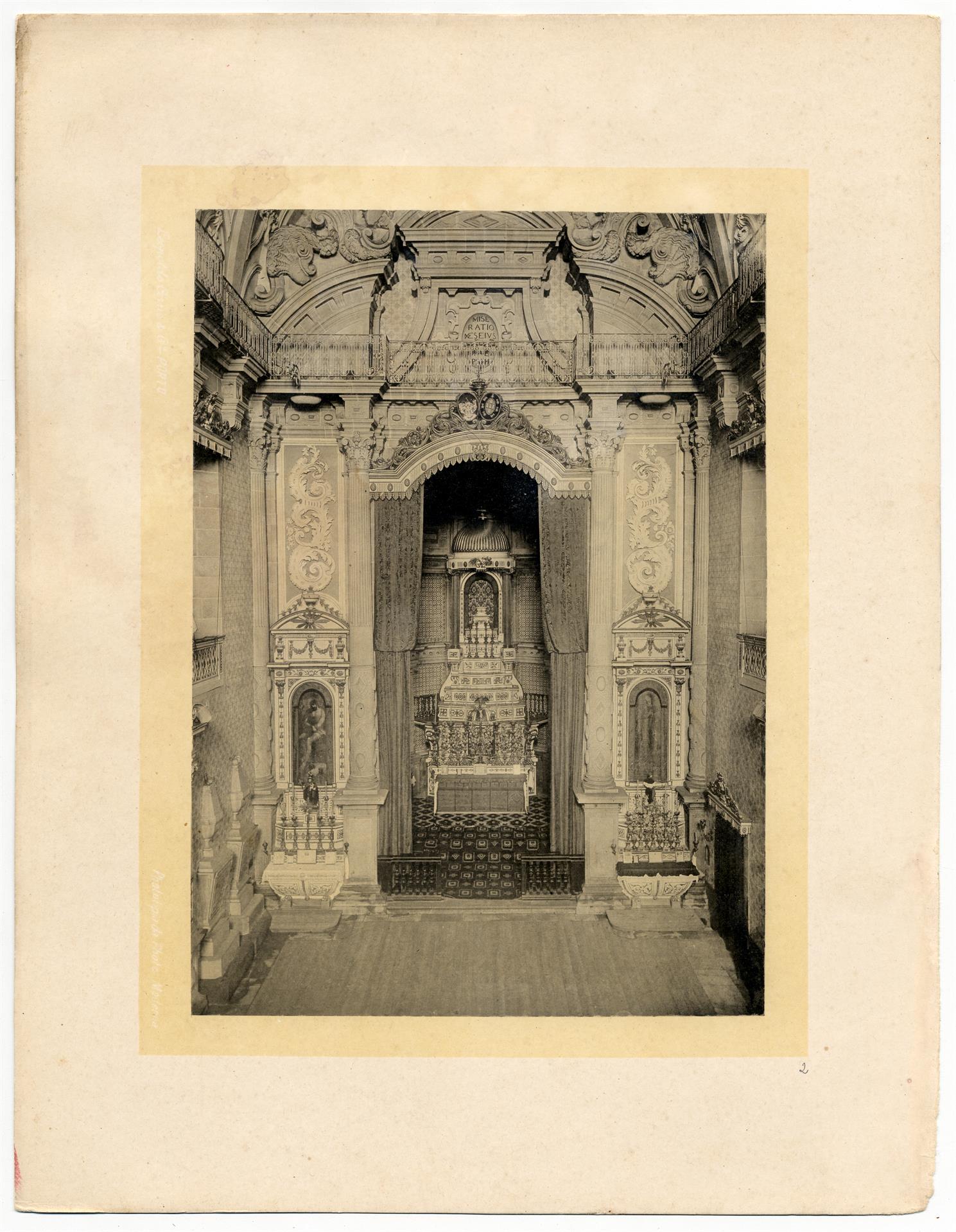 Album da Santa Casa da Misericórdia : interior do mesmo templo