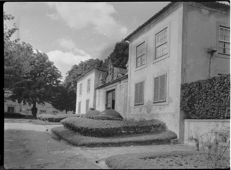 Casas do Porto : século XIV ao XIX : avenida dos Combatentes, 151 : Casa dos Cepedas : século XVIII