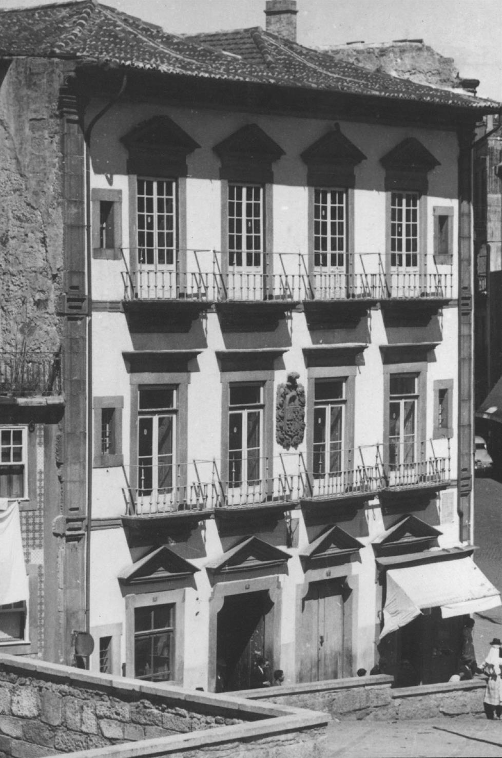 Porto : Solar dos Correias na Rua Chã, demolido em 1951