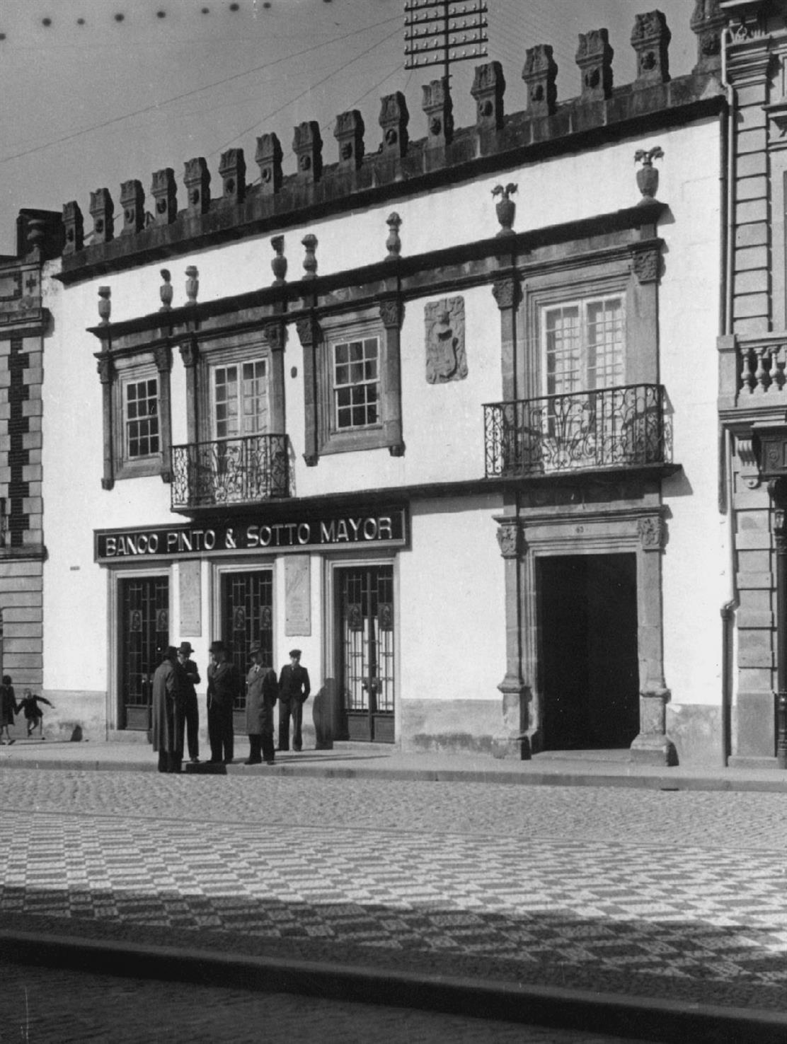 Viana do Castelo : Casa dos Sá Pinto Sotomaior, atribuída a João Lopes