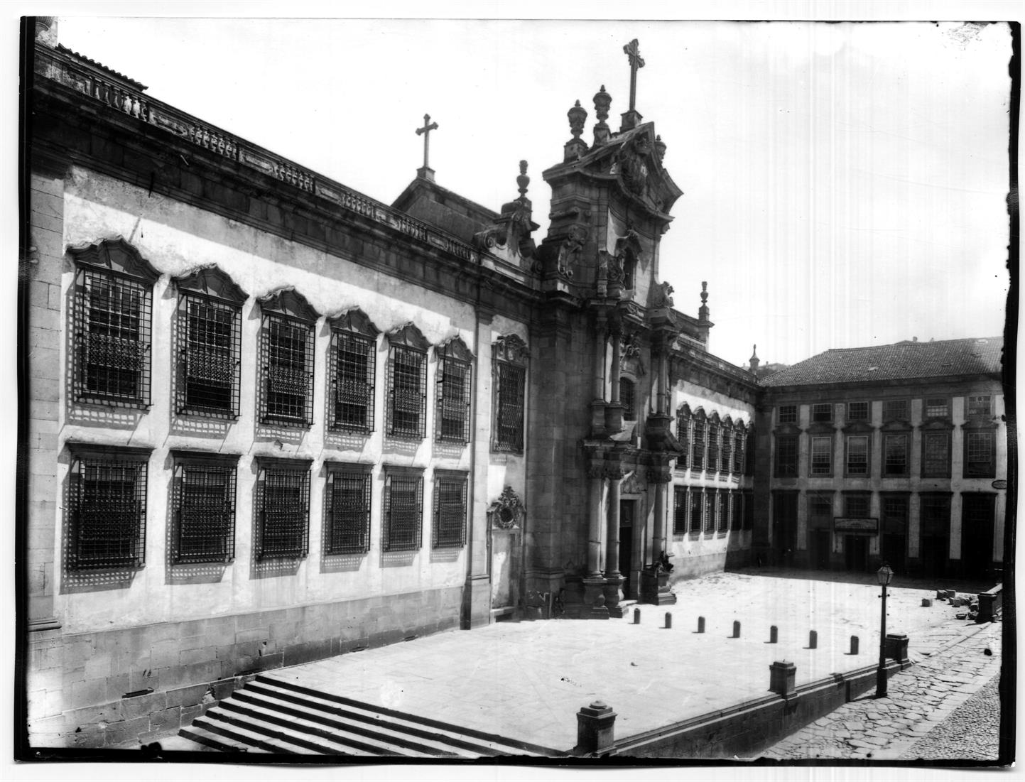 Convento de São Bento de Avé.Maria : fachada da igreja