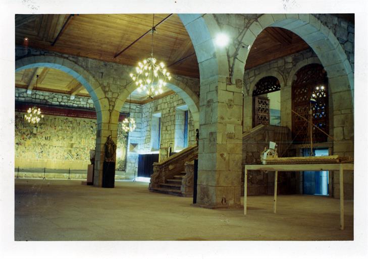 Casa do Infante : antigo salão de exposições