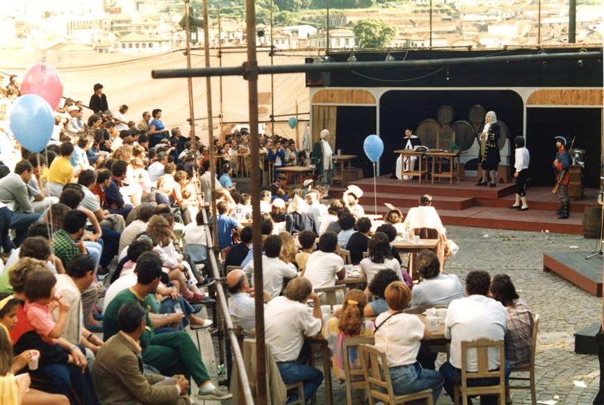 5º dia da limpeza : peça de teatro «O Motim»