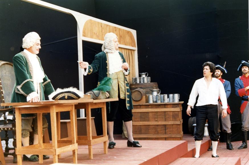 5º dia da limpeza : peça de teatro «O Motim»