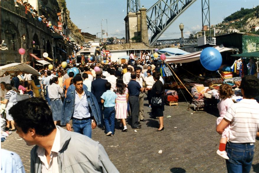 5º dia da limpeza : festejos na praça da Ribeira